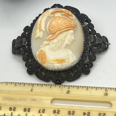 LOT 130: Vintage / Antique Brooches - Silver Cameo and Gold Vermeil over 800 Silver Fan