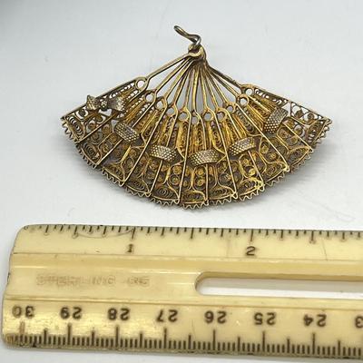 LOT 130: Vintage / Antique Brooches - Silver Cameo and Gold Vermeil over 800 Silver Fan