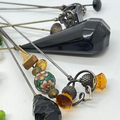 LOT 135: Vintage / Antique Stick Pins / Hat Pins