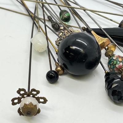 LOT 135: Vintage / Antique Stick Pins / Hat Pins
