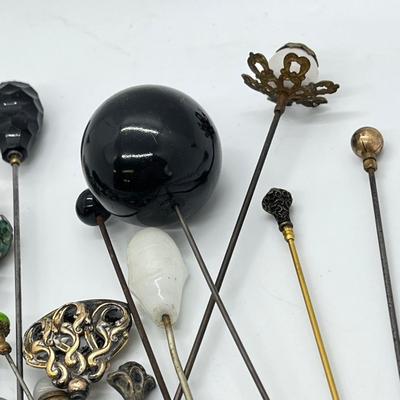 LOT 135: Vintage / Antique Stick Pins / Hat Pins