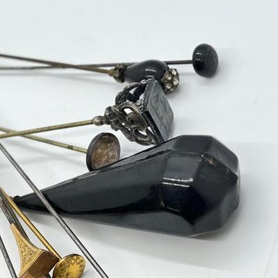 LOT 135: Vintage / Antique Stick Pins / Hat Pins