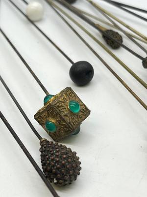 LOT 136: Vintage / Antique Hat Pins / Stick Pins