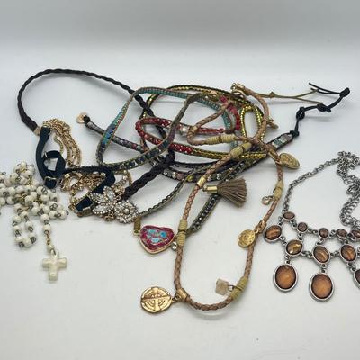 LOT 137: Vintage Costume Jewelry in Decorative Box