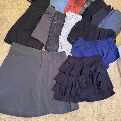 Athleta, Mountain Hardware & More Women’s Activewear, Size XS (UGB2-HS)