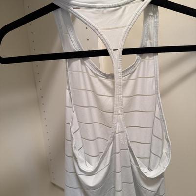 Athleta, Mountain Hardware & More Women’s Activewear, Size XS (UGB2-HS)