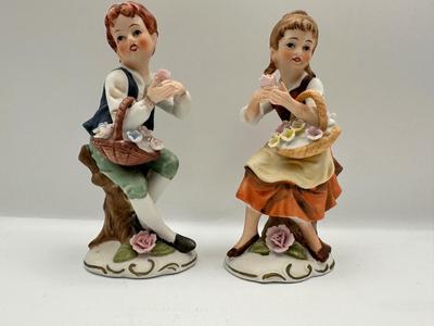 Napcoware Vintage Girl and Boy On Tree Stumps Figurines