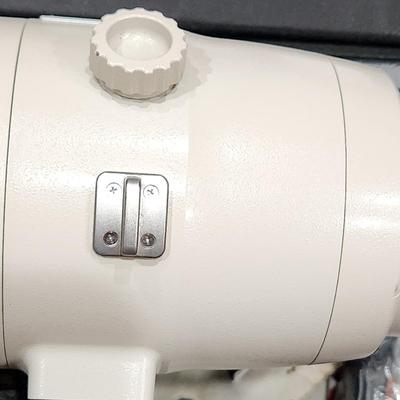 Canon EF 800mm 1:5.6 L IS USM Ultrasonic lens 12819 with Trunk and Cover