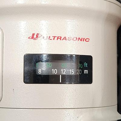 Canon EF 800mm 1:5.6 L IS USM Ultrasonic lens 12819 with Trunk and Cover