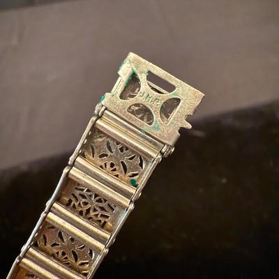 Pearls & More Elegant Jewelry (K-HS)