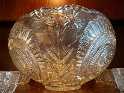 Vintage Pressed Glass Punch Bowl with 14 Cups