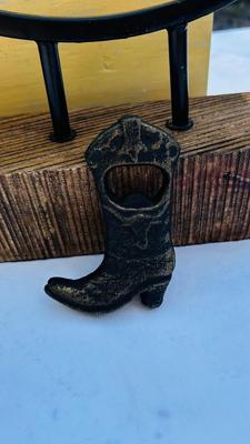 RUSTIC .& WESTERN THEMED HOME DECOR