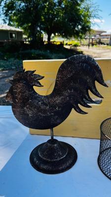 COULD BE YOUR NEW EGG BASKET AND A RUSTIC ROOSTER