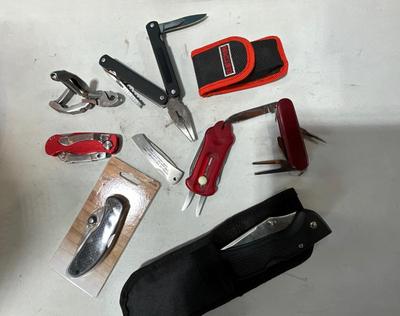 Multiple Pocket knives Plus