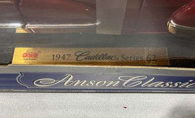 1/18 Die Cast 1947 Cadillac Car