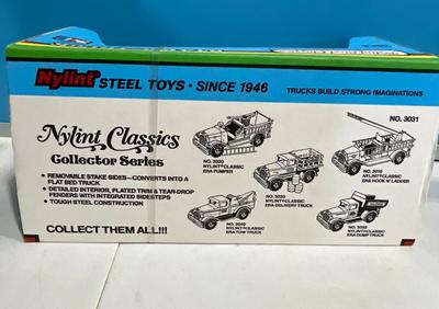 1/18 Metal NyLint Stake Truck