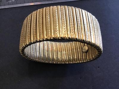 Vintage Gold Tone Bracelet
