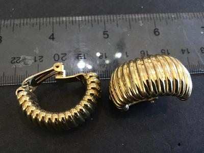 Gold Tone Spiral Clip on Earrings