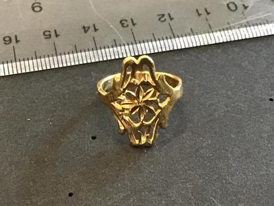 Dainty Cocktail Ring