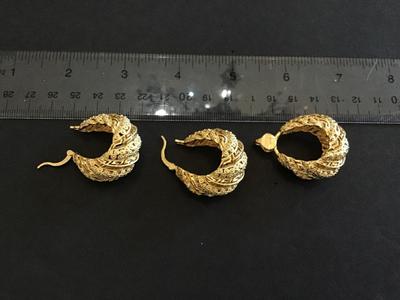 Beautiful Earrings and Pendant set