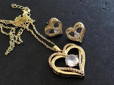 Fashion Set Necklace With Earrings