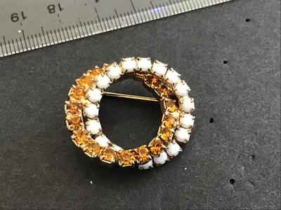 Gorgeous Vintage Brooch