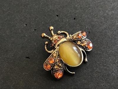 LC Bug Pin