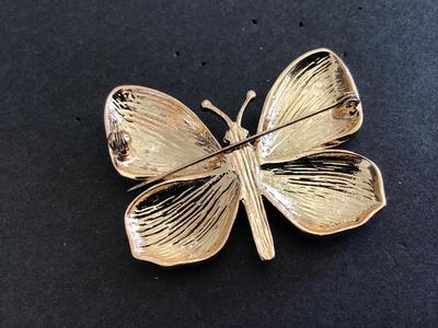 Fashion Butterfly Pin