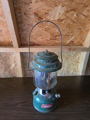 Coleman kerosene lantern -