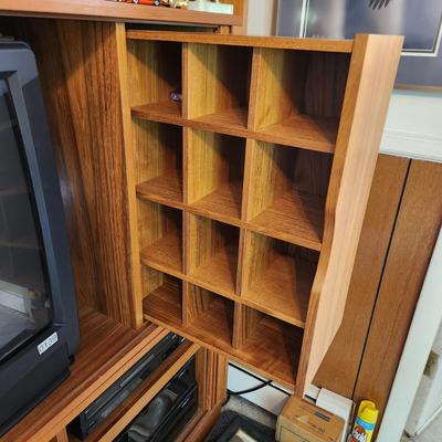 Vintage Mid Century MCM Teak Denmark Hundevad Audio Media Center w Tambour Wall Unit