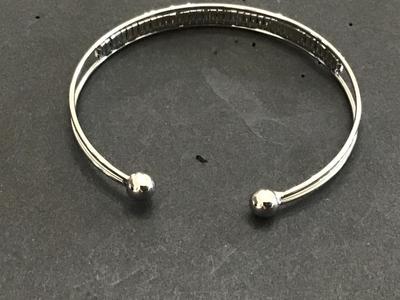 Dainty Crystal Cuff