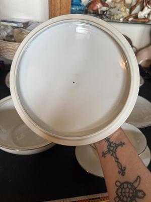 Sale Photo Thumbnail #2507: 12 dinner plates 12 bowls 12 plates 12 bread plates 12 small bowls