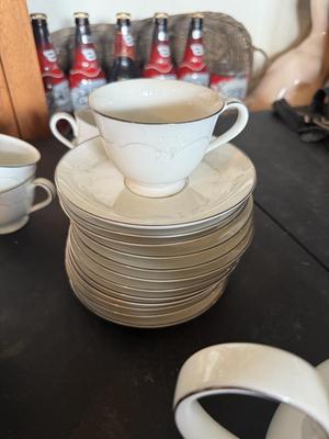 Sale Photo Thumbnail #2529: 12 tea saucers 12 coffee cups teapot cream & sugar