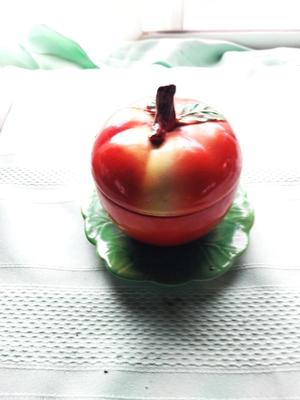ROOSTER MATCH HOLDER-APPLE HOLDER AND ROOSTER FIGURINE