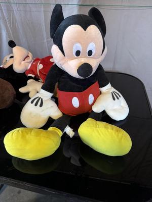 DISNEY'S MICKEY, MINNIE AND FRIENDS