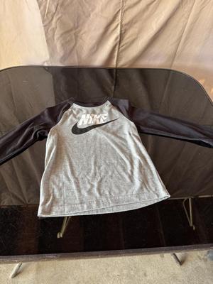 BOYS NIKE AIR JORDAN SHOES AND NIKE APPAREL