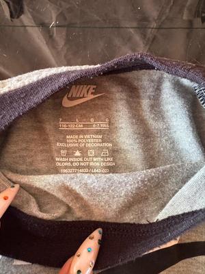 BOYS NIKE AIR JORDAN SHOES AND NIKE APPAREL