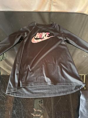 GIRLS CLOTHES MOSTLY SIZE 4