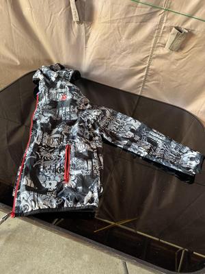 MEN'S SHIRTS (L) SHOES AND HOODIE
