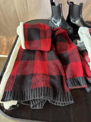 LADIES BOOTS, SWEATERS AND HOODIE