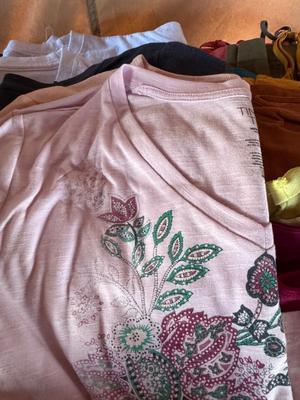 LADIES SHIRTS M - XL