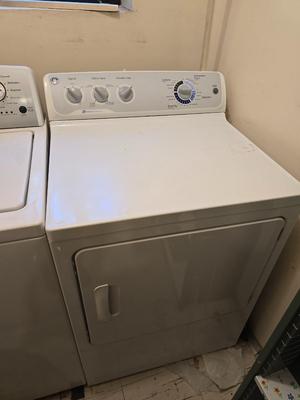 GE® 7.0 cu. ft. capacity Dura Drum electric dryer with HE SensorDry™