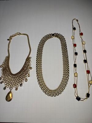 3 gold necklaces
