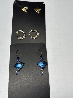 7 pr pierced earrings