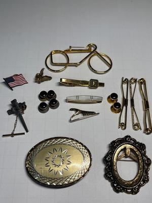 Men’s jewelry, belt buckle & pins