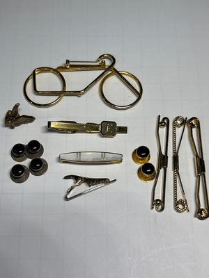 Men’s jewelry, belt buckle & pins