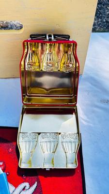 COCA-COLA PLACEMATS, PLASTIC PLATES, AND BOTTLE SHAPED TIN