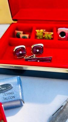 JEWELRY BOX PACKED WITH VINTAGE CUFFLINKS, 2 POCKET KNIVES AND A COORS ASHTRAY