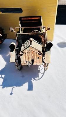 VINTAGE MUSICAL CARS