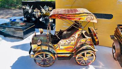 VINTAGE MUSICAL CARS